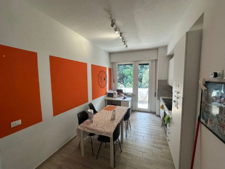 Vendita Appartamento SIENA – A pochi passi da Porta Romana. Vendesi, luminoso appartamento finemente ristrutturato...